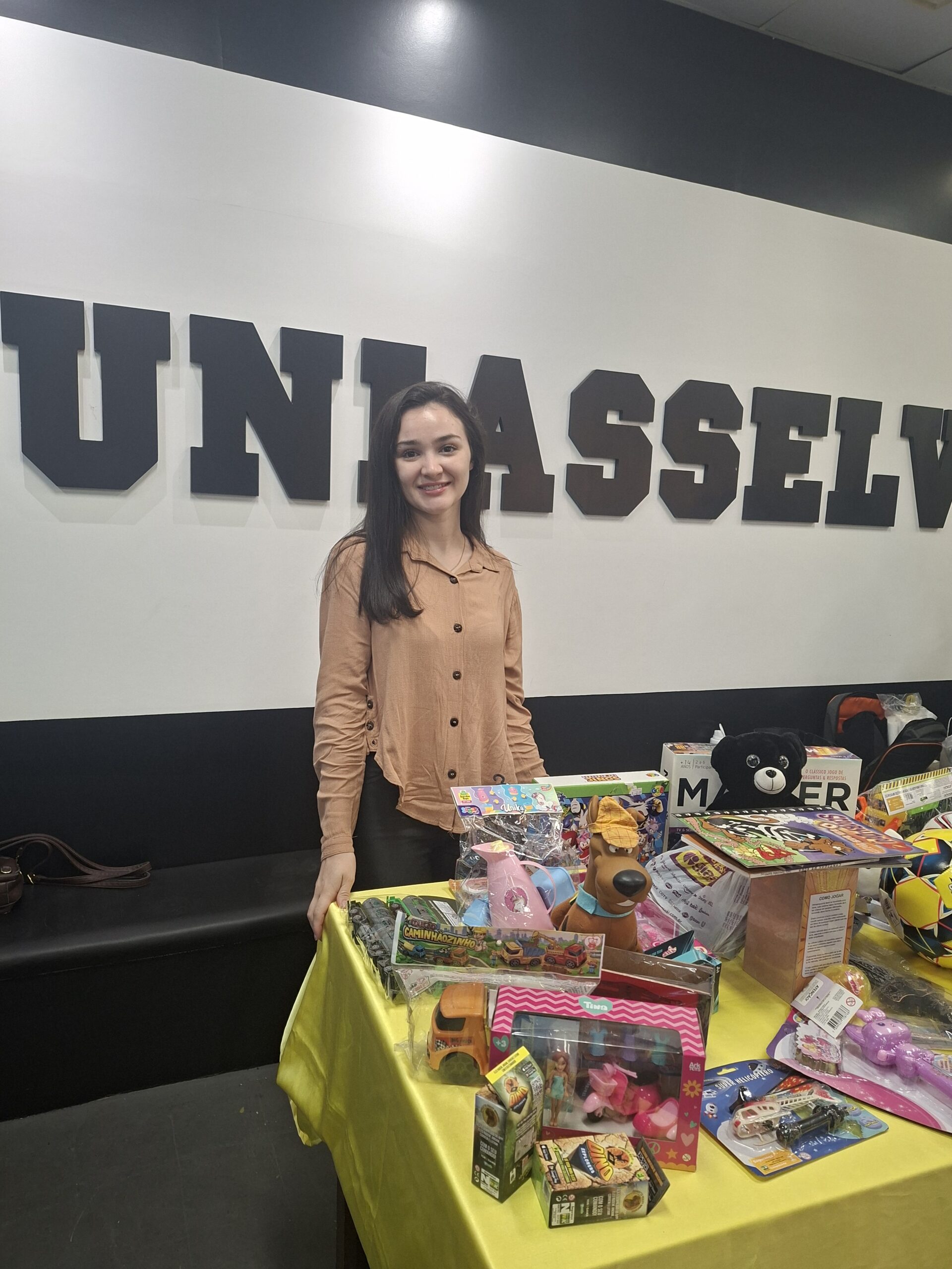 "Pedagogia abre campo para diversas atuações. Sou apaixonada pela Educação!", afirma estagiária da Aupex Uniasselvi