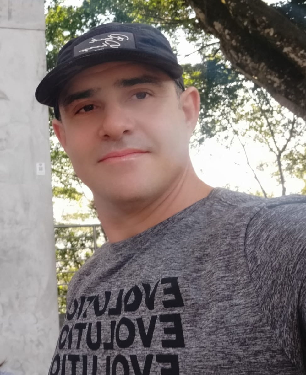 Acadêmico dos cursos de Enfermagem e de Segurança do Trabalho, Jean Lang